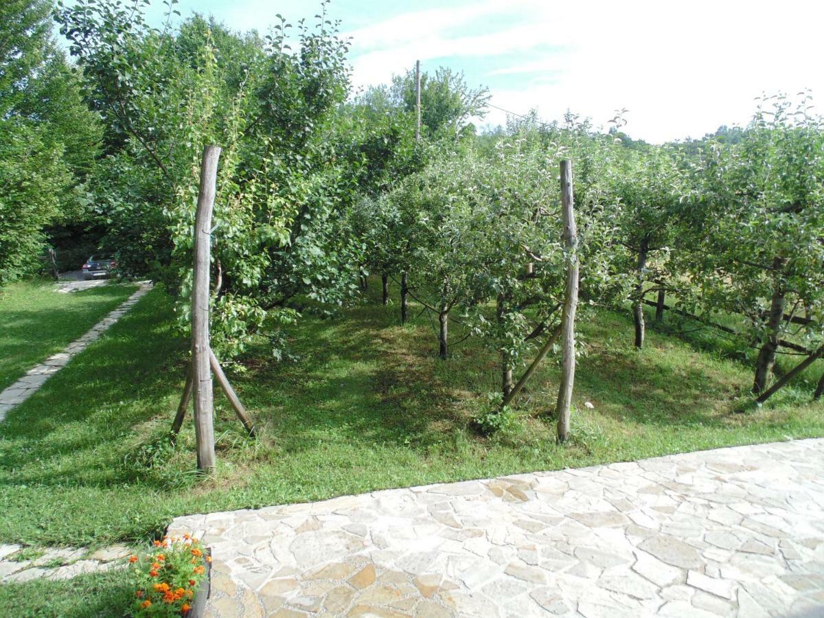 Holiday Home Alibegovic Вісоко Екстер'єр фото